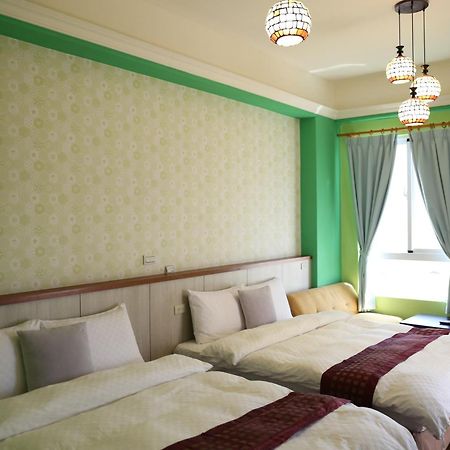 輕旅小站 Soft Travel Hostel T'ai-tung Extérieur photo